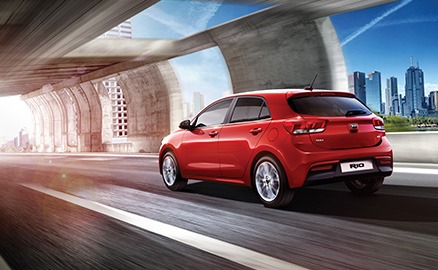 Kia Rio Rear Park Assist with rear-view camera.